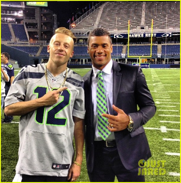 russell wilson macklemore are basically bffs see their fun photos 013292530