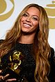 watch beyonce react to kanye wests grammys stage storm 02