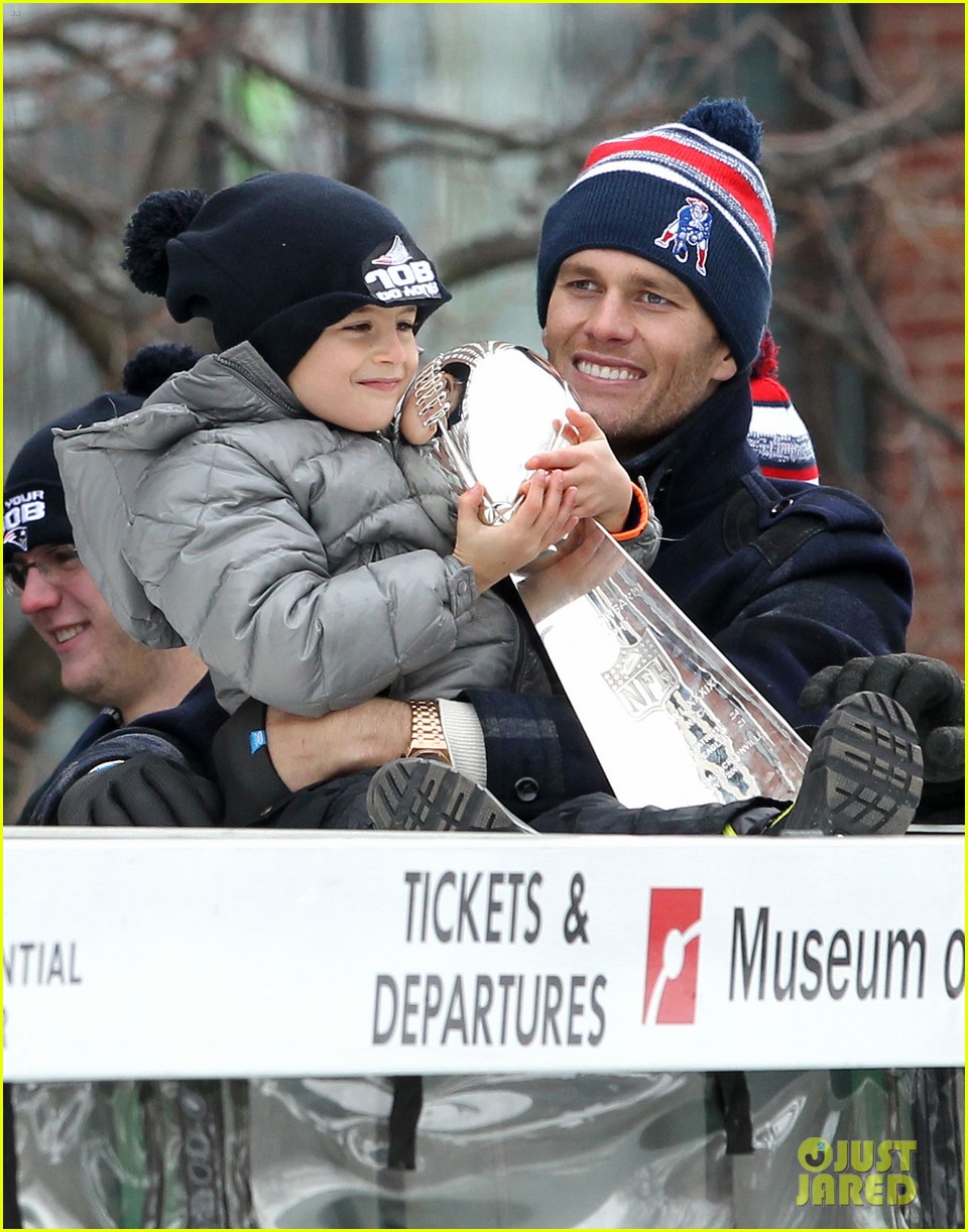 Tom Brady & His Son Benjamin Celebrate Patriots Victory at Super Bowl