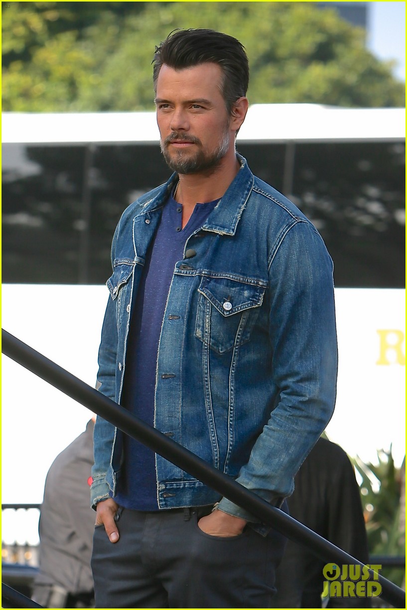 Photo josh duhamel wants more babies 06 Photo 3308197 Just Jared(02)