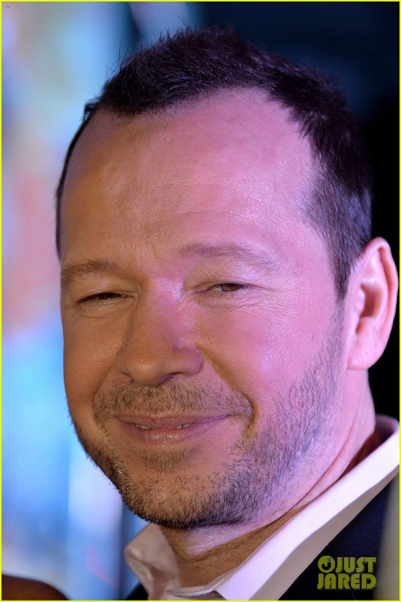 jenny mccarthy change name donnie wahlberg 093298820