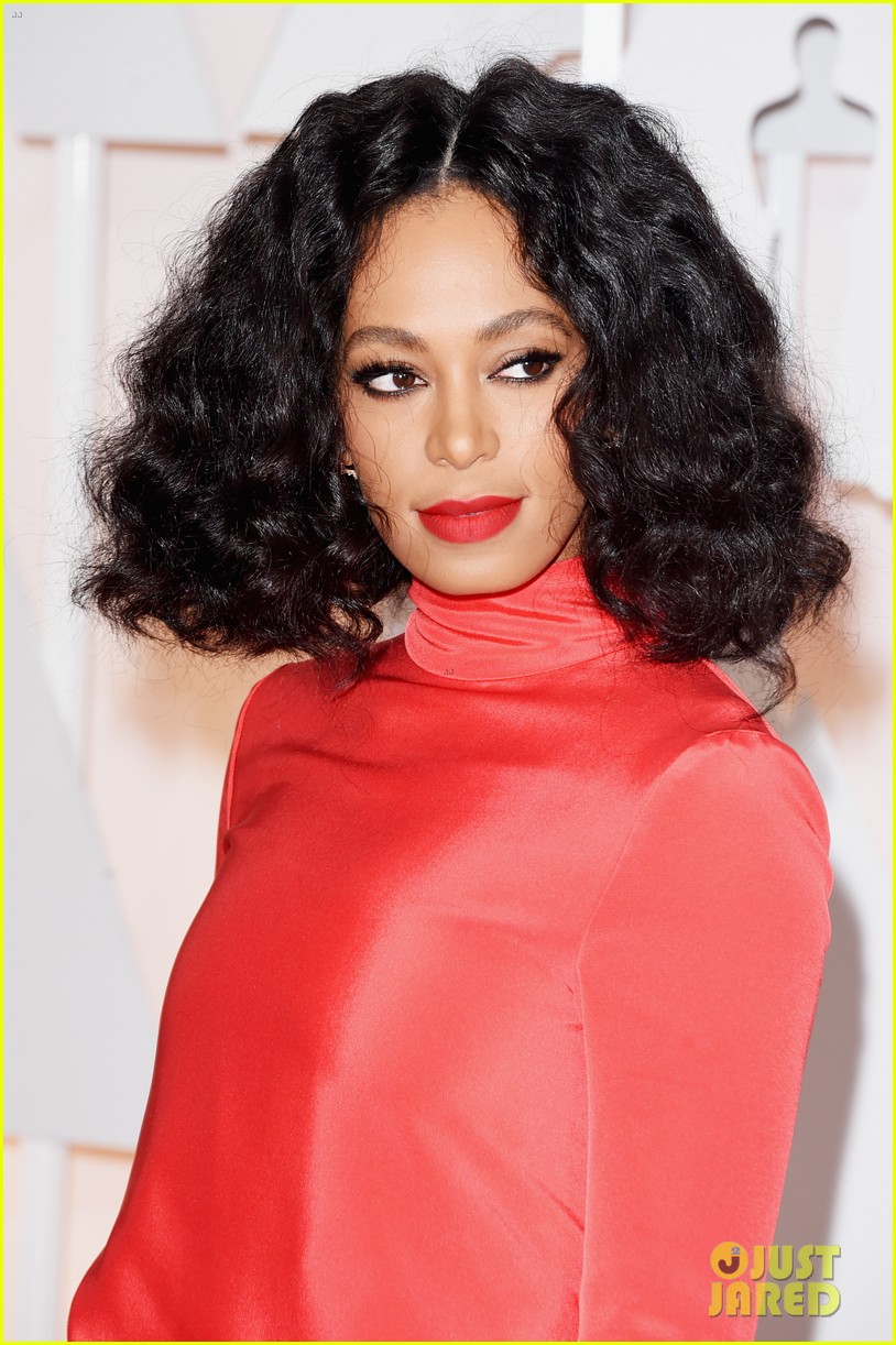 solange knowles hits the oscars 2015 red carpet 033310828