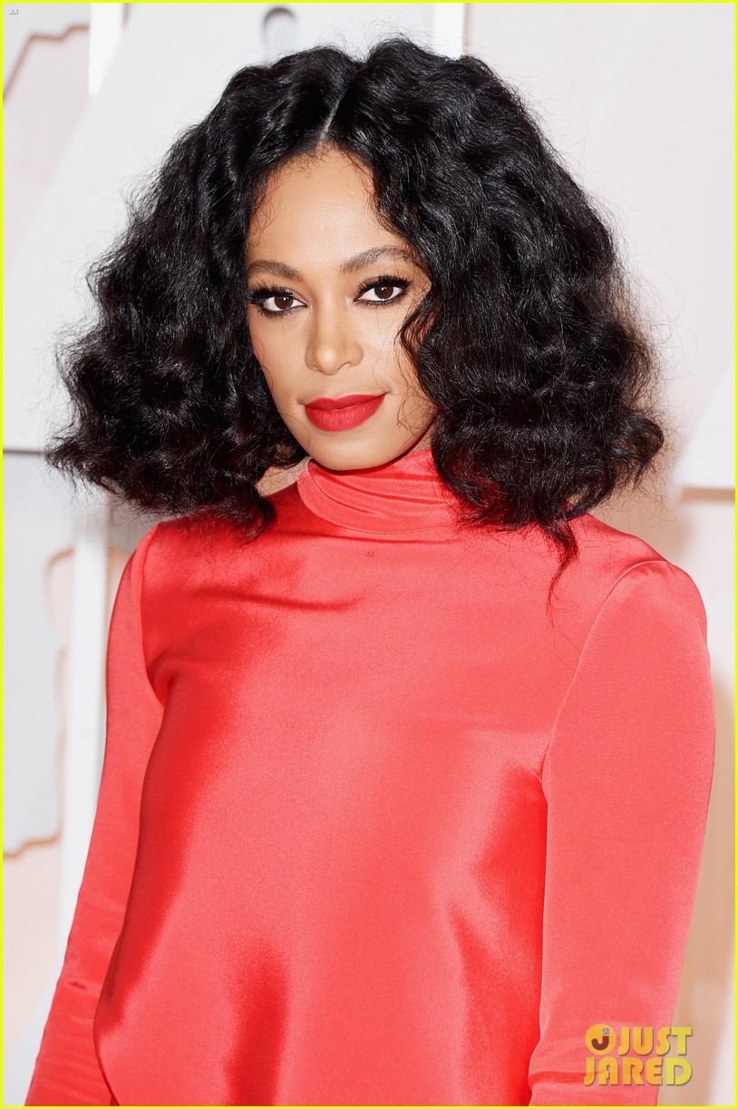 solange knowles hits the oscars 2015 red carpet 063310831