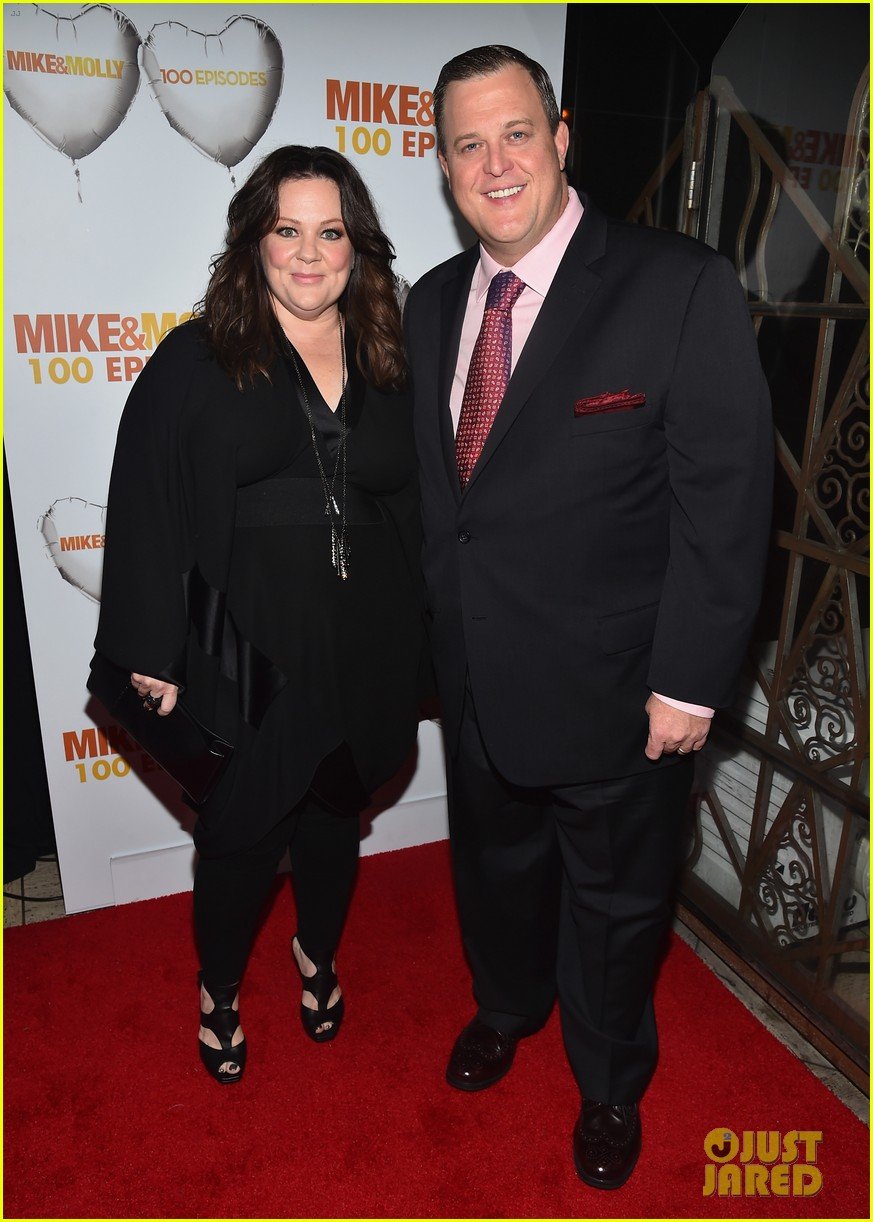 melissa mccarthy billy gardell celebrate mike molly 100th episode 013294005