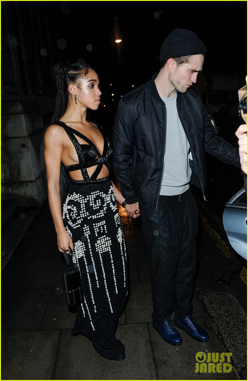 robert pattinson fka twigs hold hands at brit awards party 123314524