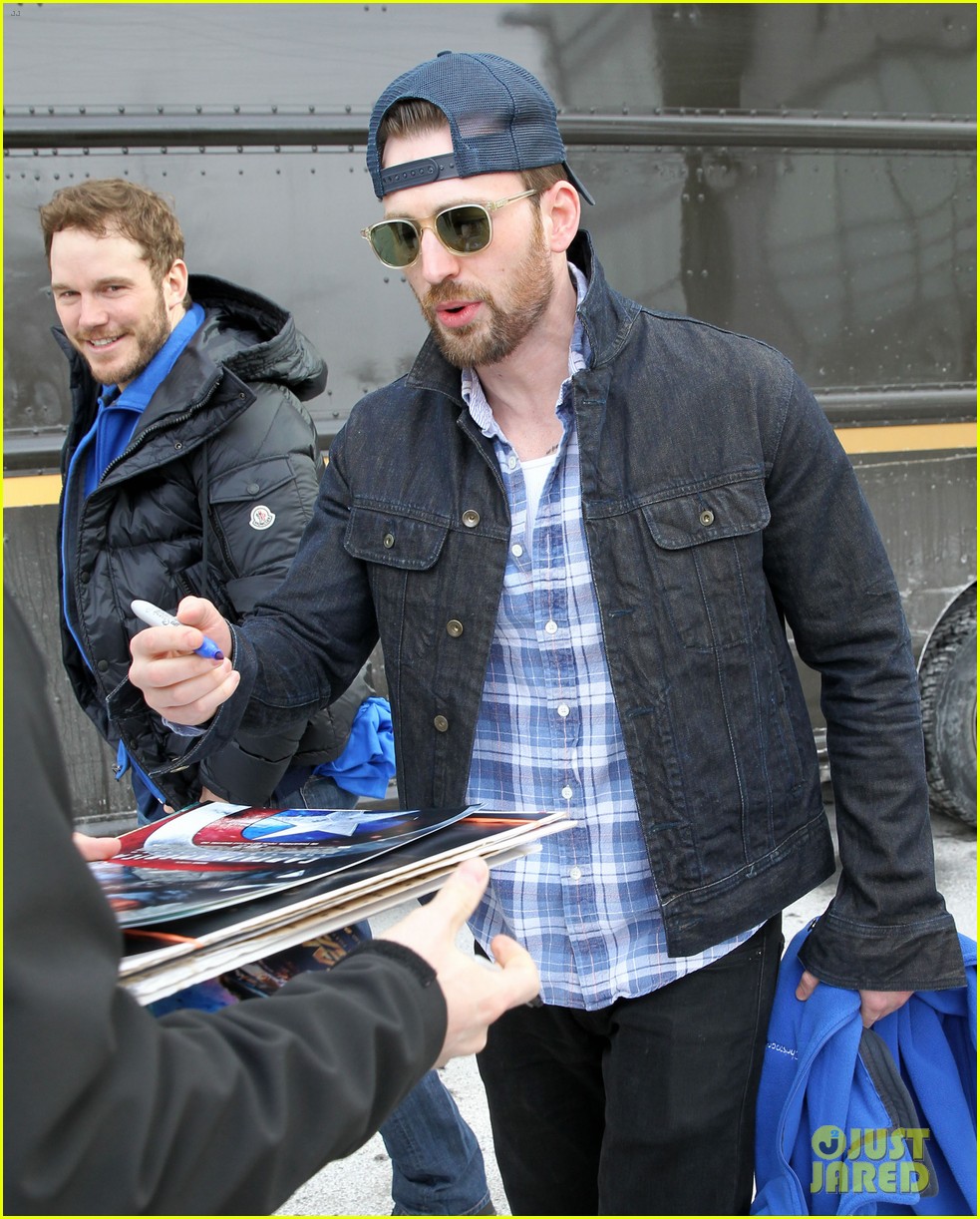 Chris Pratt Makes Good on Super Bowl Bet with Chris Evans! Photo