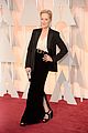 meryl streep shows off some leg at the oscars 2015 red carpet 05