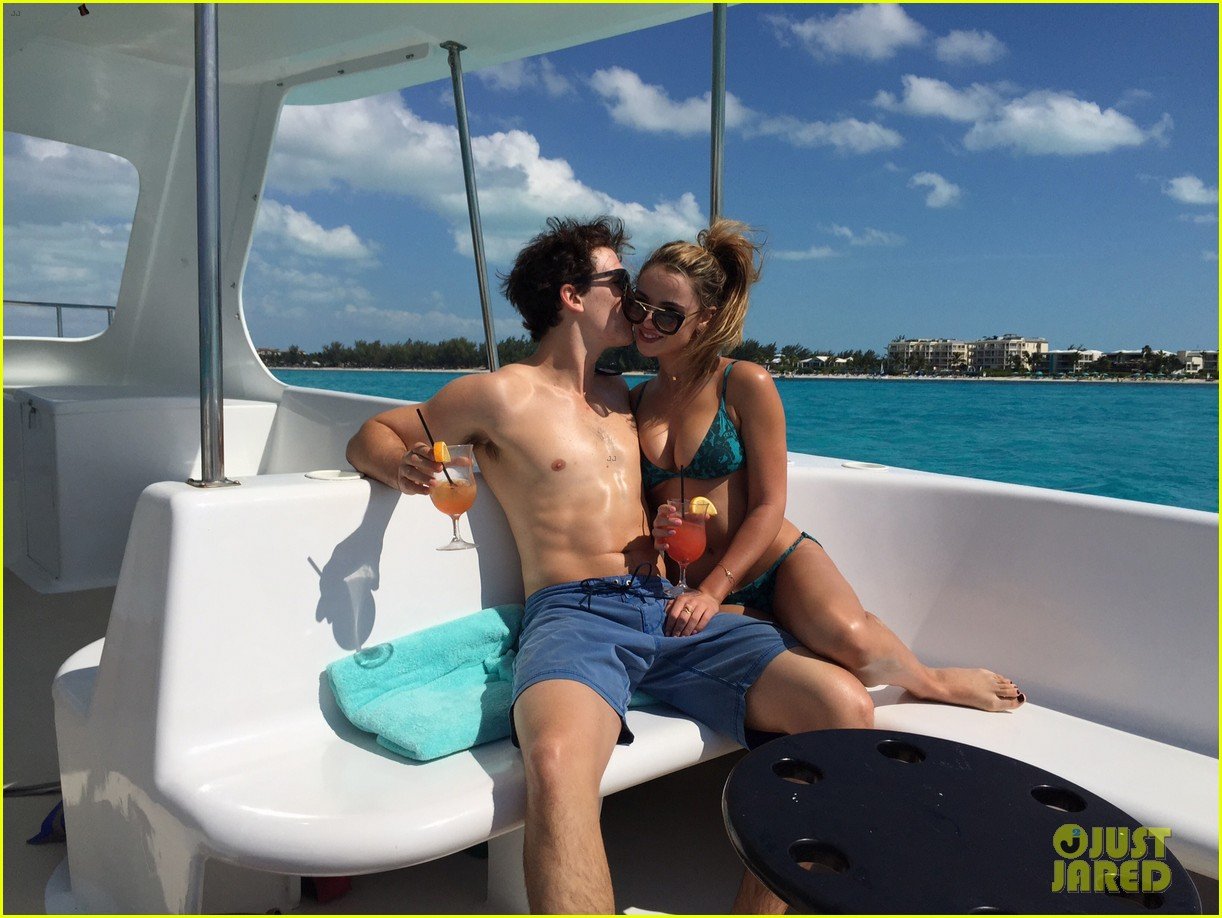 miles teller keleigh sperry valentines day vacation 023307159