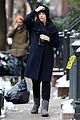 liv tyler flashes baby bump nyc 03