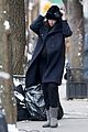 liv tyler flashes baby bump nyc 05