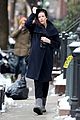 liv tyler flashes baby bump nyc 08