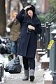 liv tyler flashes baby bump nyc 09