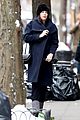 liv tyler flashes baby bump nyc 12