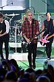 5 seconds of summer kcas performance video 01