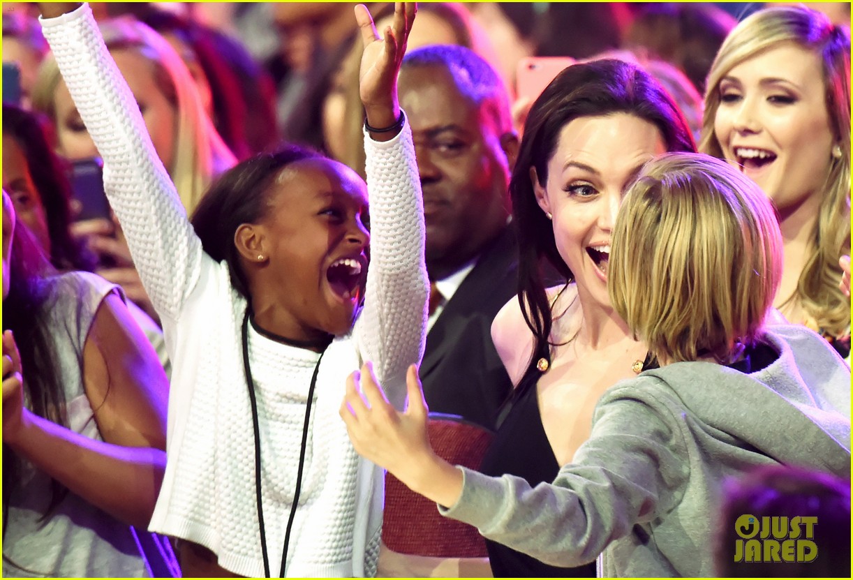 angelina jolies kids have best reaction to kcas win 053335584