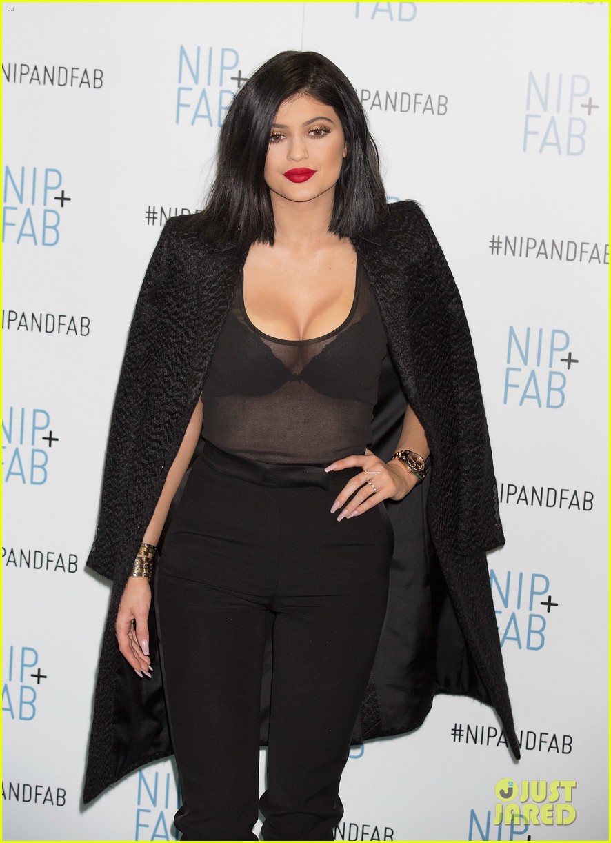 Kylie Jenner reveals her black bra to celebrate her Nip + Fab campaign