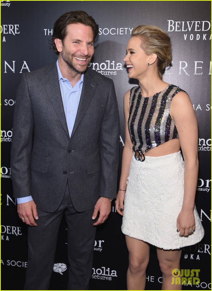 jennifer lawrence bradley cooper insist theres no sex 063331296