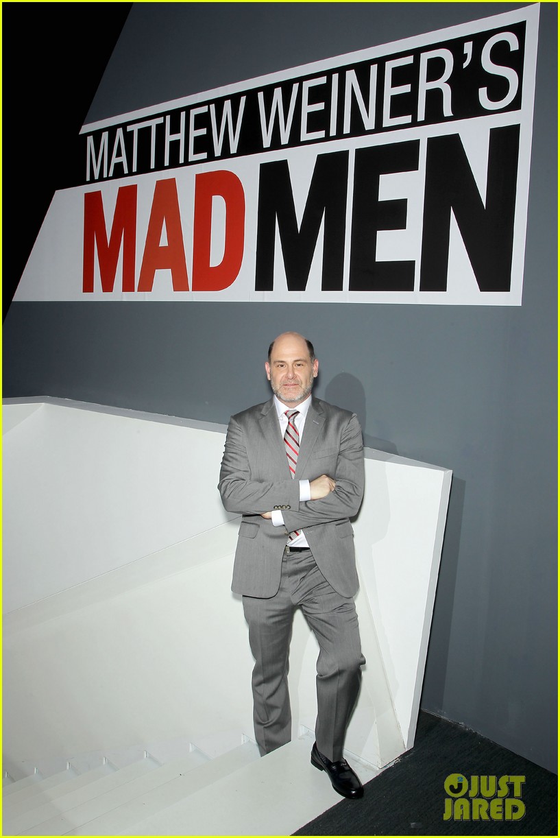 mad men cast supports matthew weiner 223331367