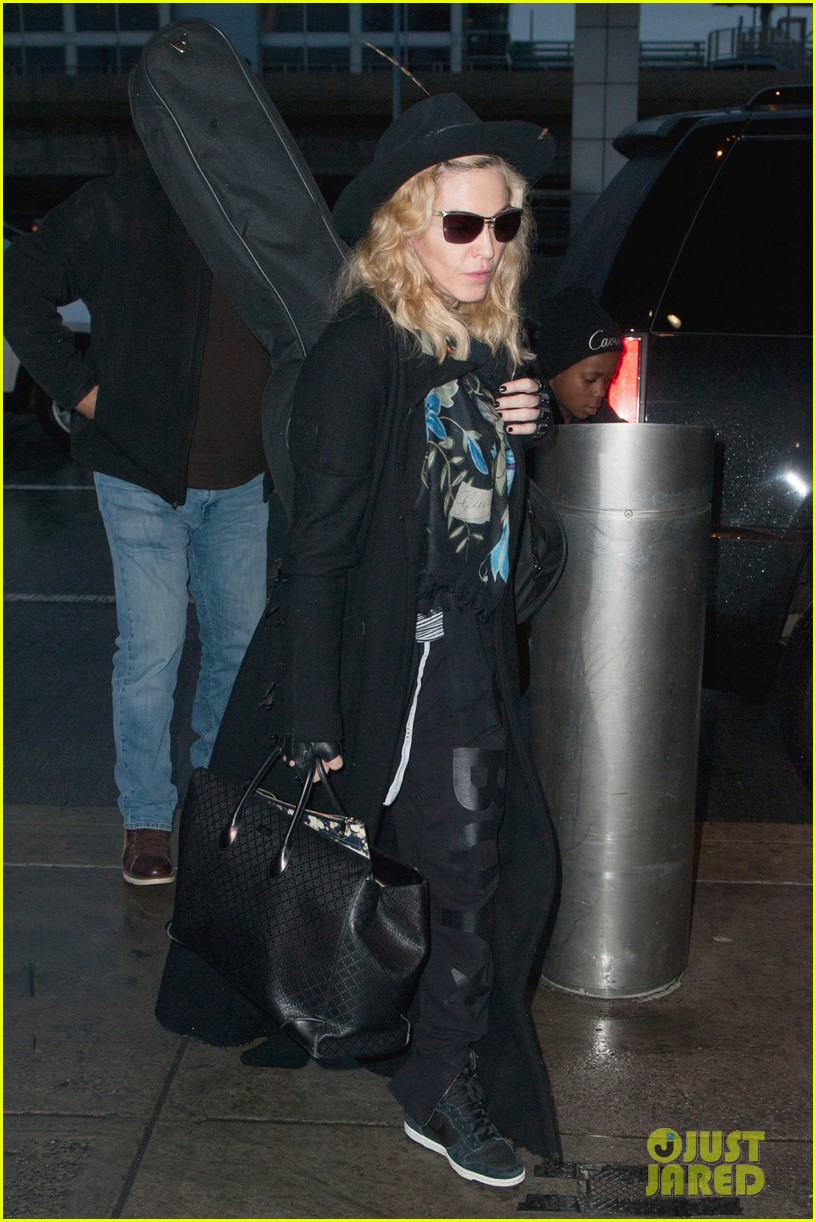 madonna said she felt incarcerated during guy ritchie marriage 033326629
