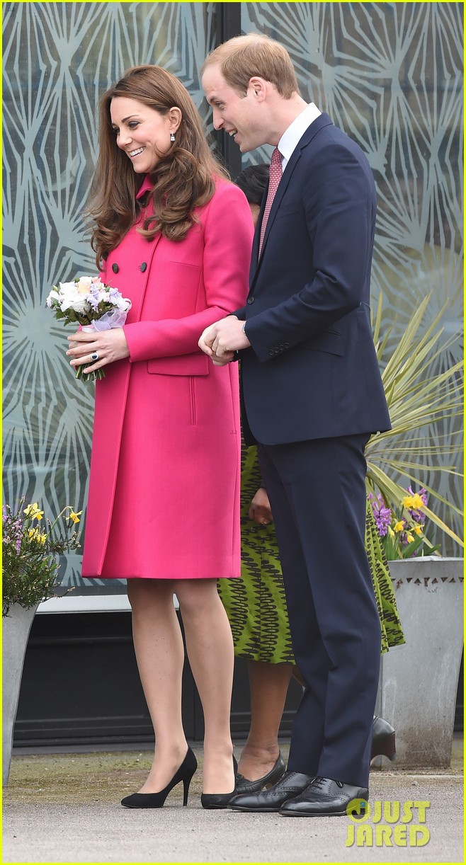 kate middleton makes final appearance with prince william before giving birth 103334416
