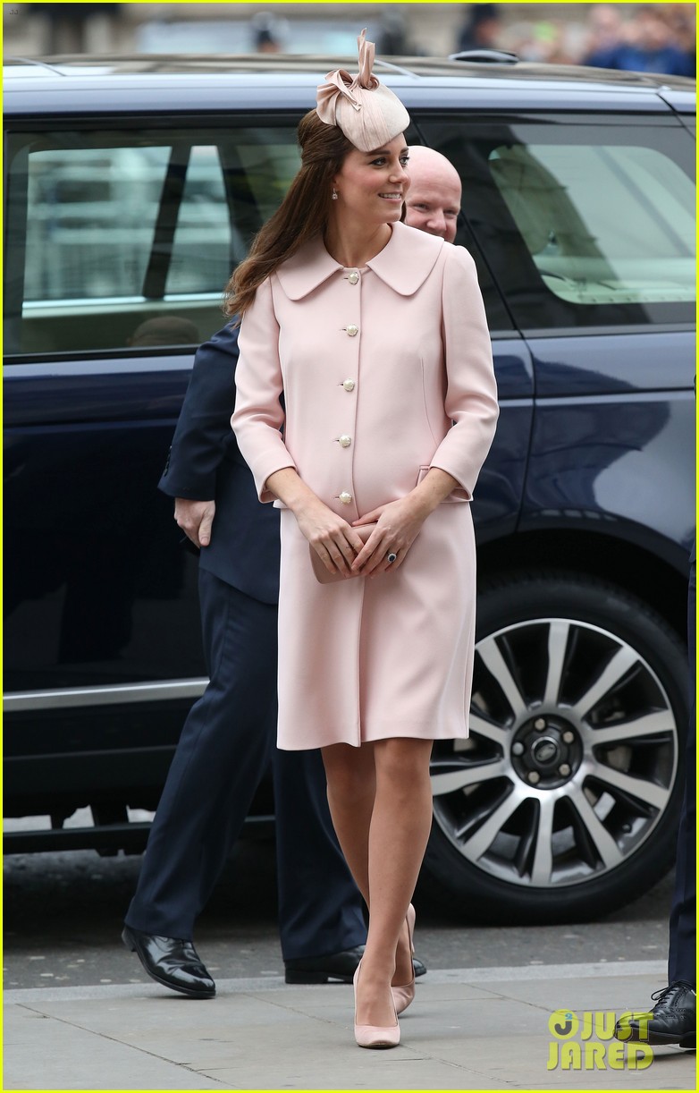 kate middleton has that pregnancy glow in latest appearance 06