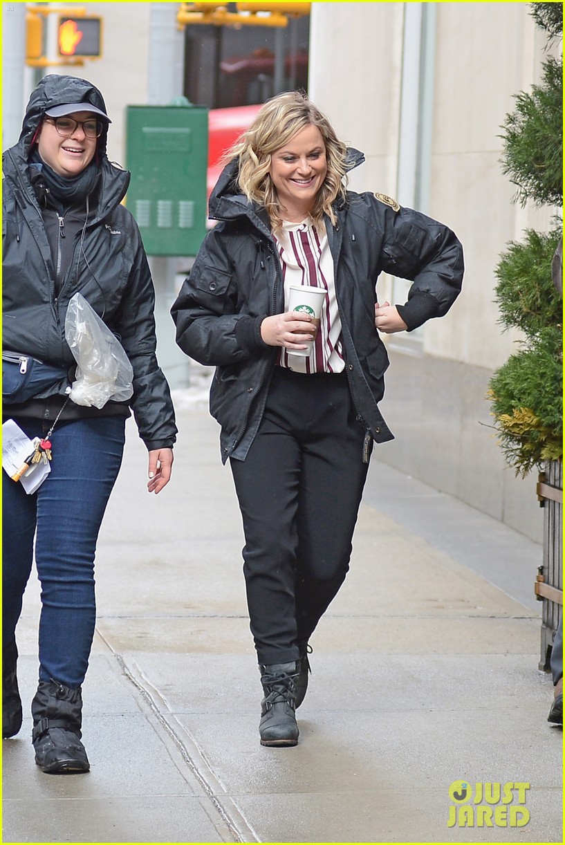amy poehler nick kroll still going strong 15