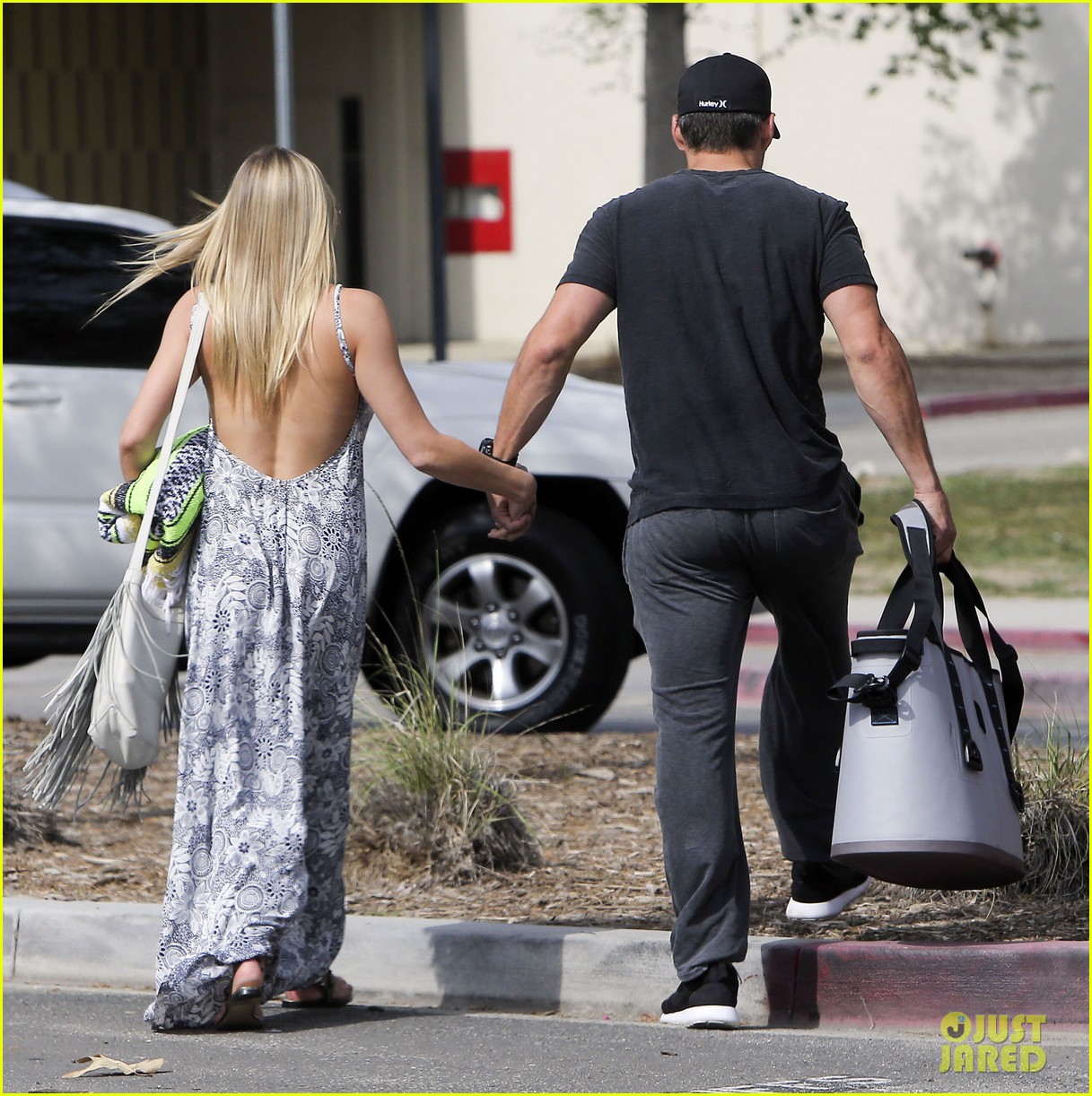 leann rimes hubby eddie cibrian have chartiable afternoon at project angel 163331642