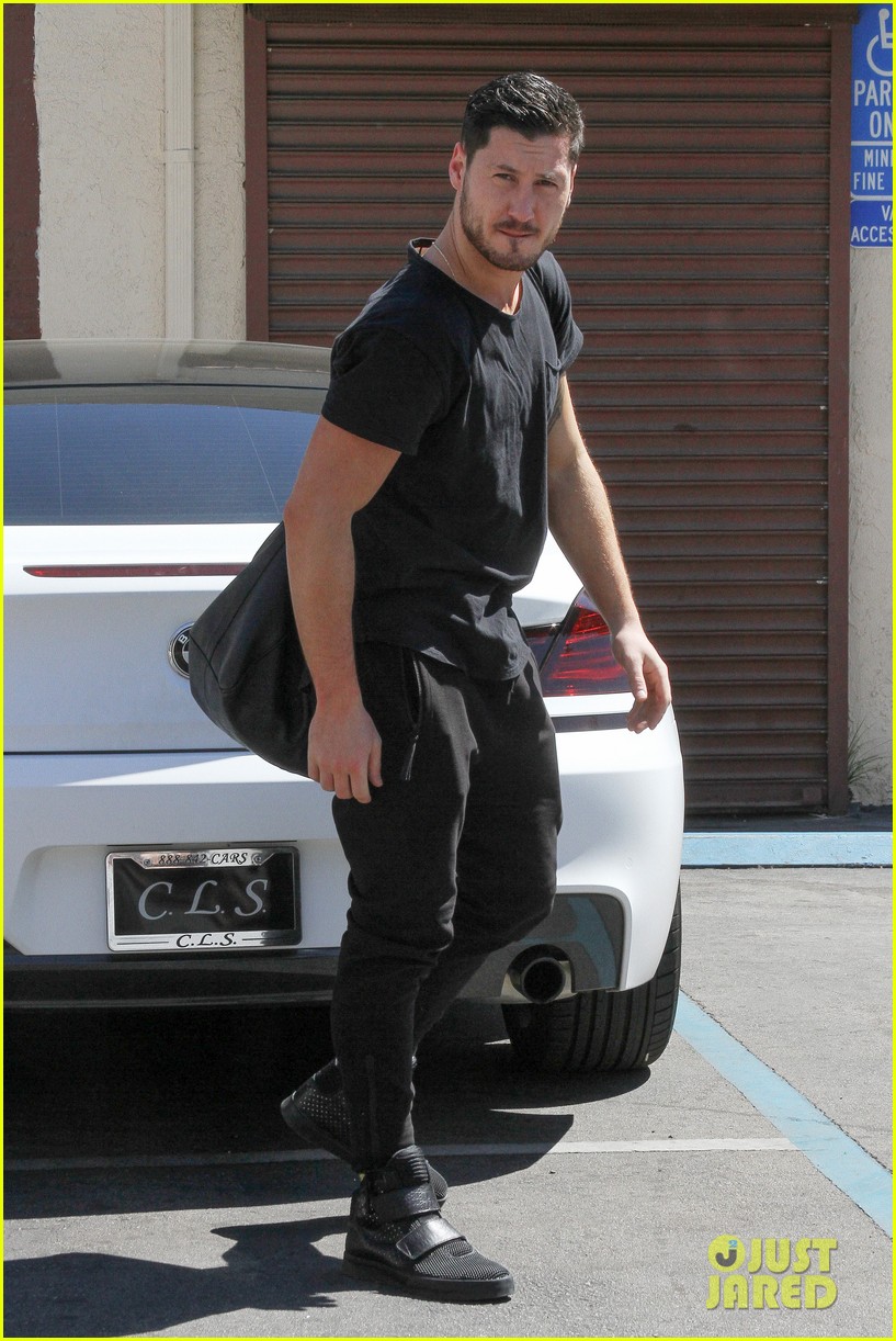 Photo rumer willis val chmerkovskiy dating rumors doing job dance