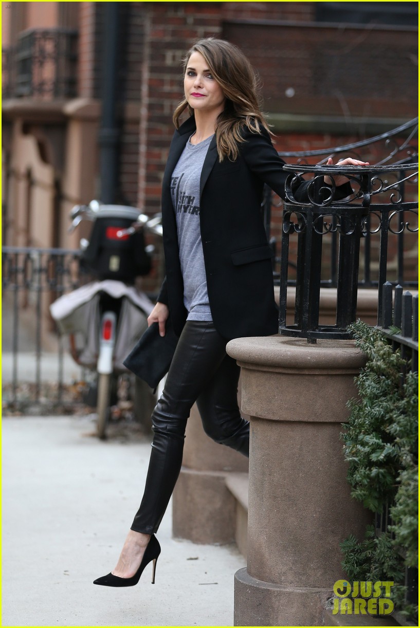 keri russell says she was the coolest member of the mickey mouse 093327637