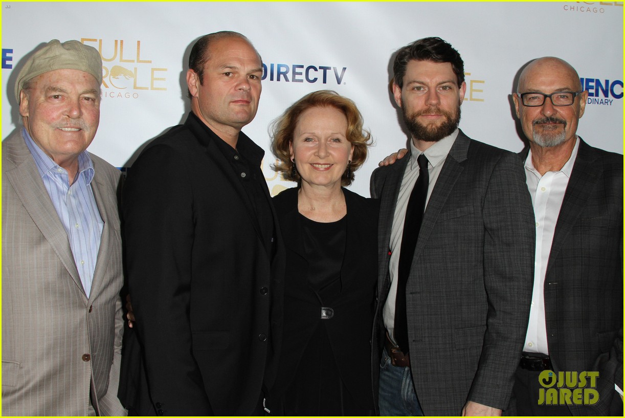 brittany snow patrick fugit reunite with full circle cast 143327751