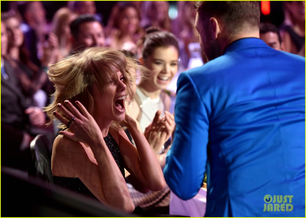 taylor swift justin timberlake freak out over her iheartradio win 023336366