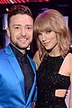 justin timberlake taylor swift sit together at iheartradio music awards 2015 02