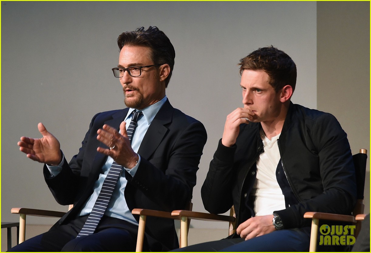 jamie bell joins turn washingtons spies cast at apple screening 10
