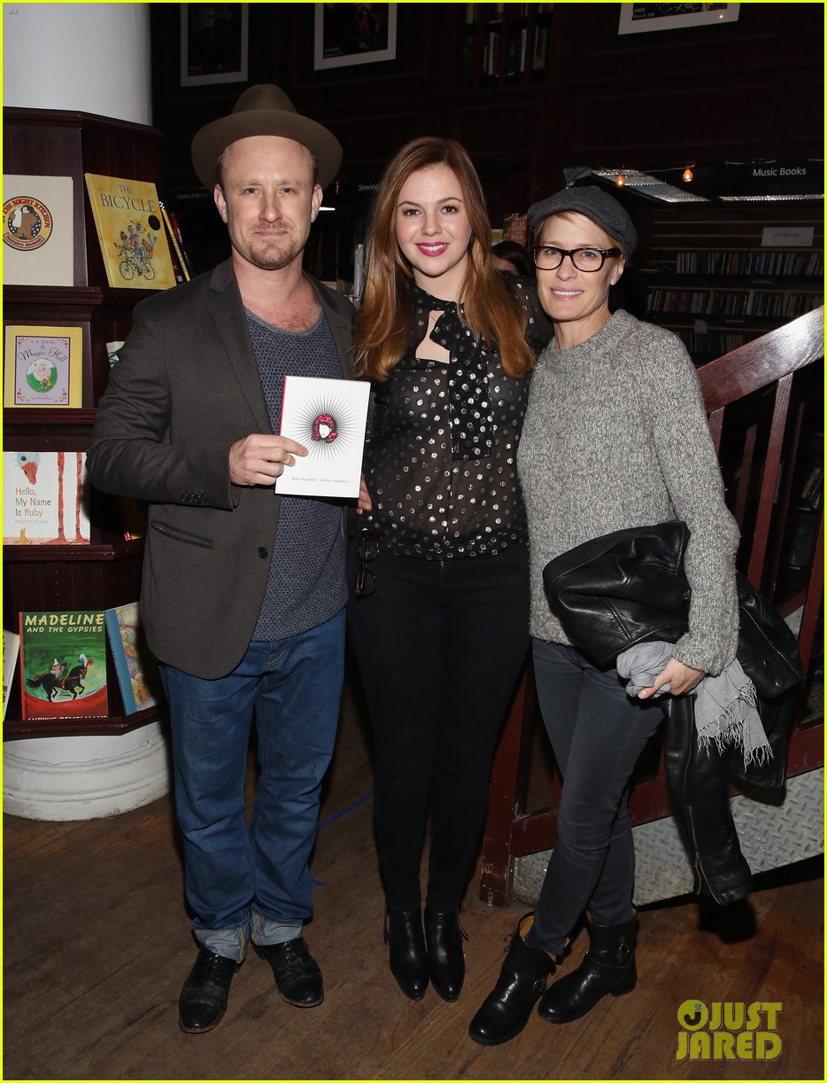 alexis bledel amber tamblyn book release party 033341734