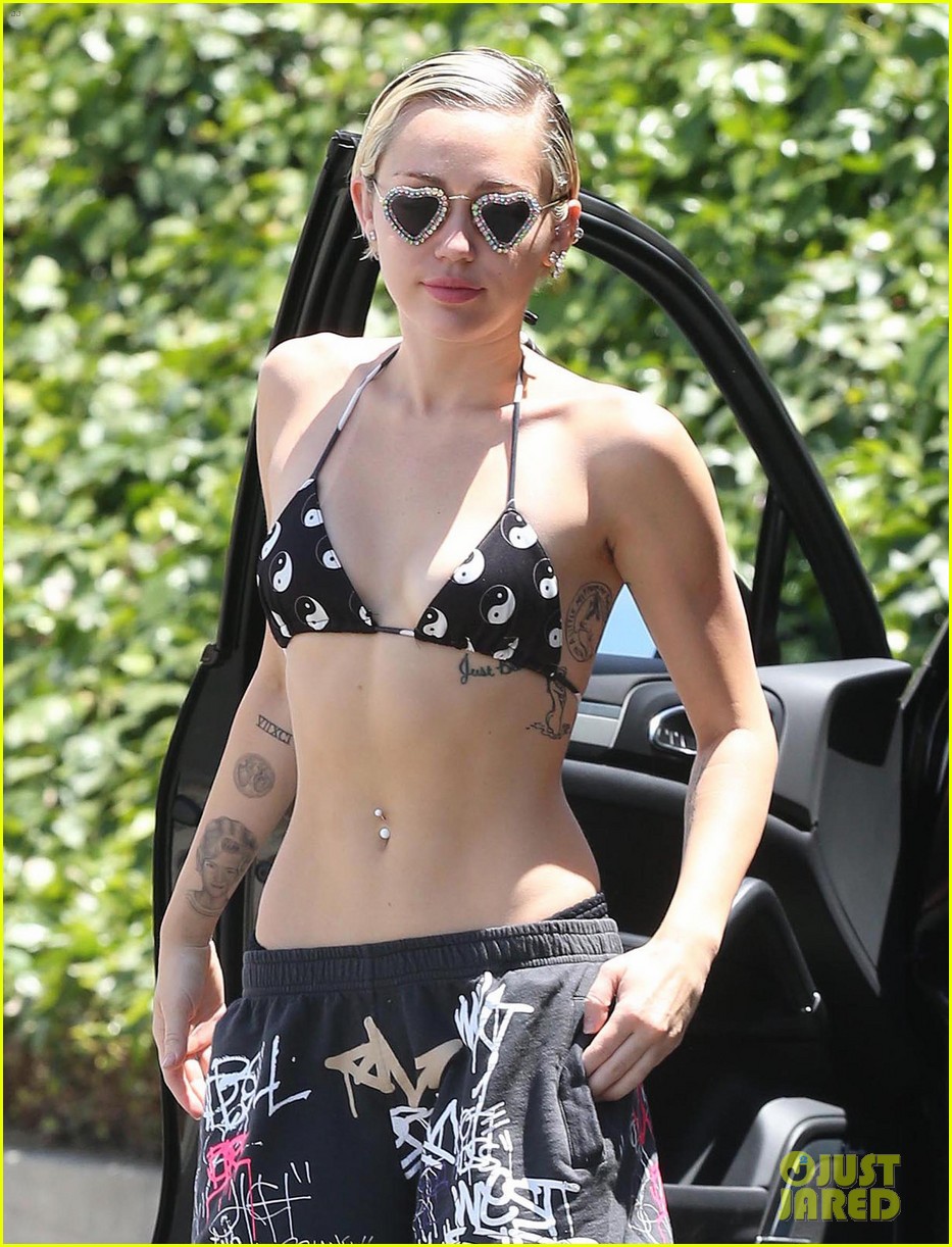 miley cyrus all about bikini toned abs 083359277