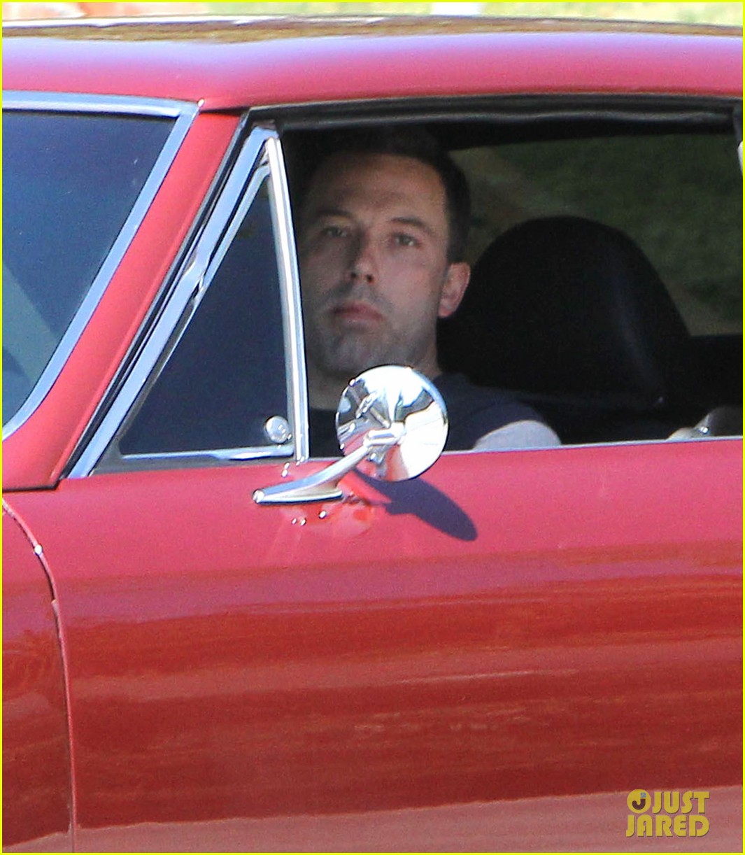 Jennifer Garner Spends Sunday Night at Sushi with Friends Photo