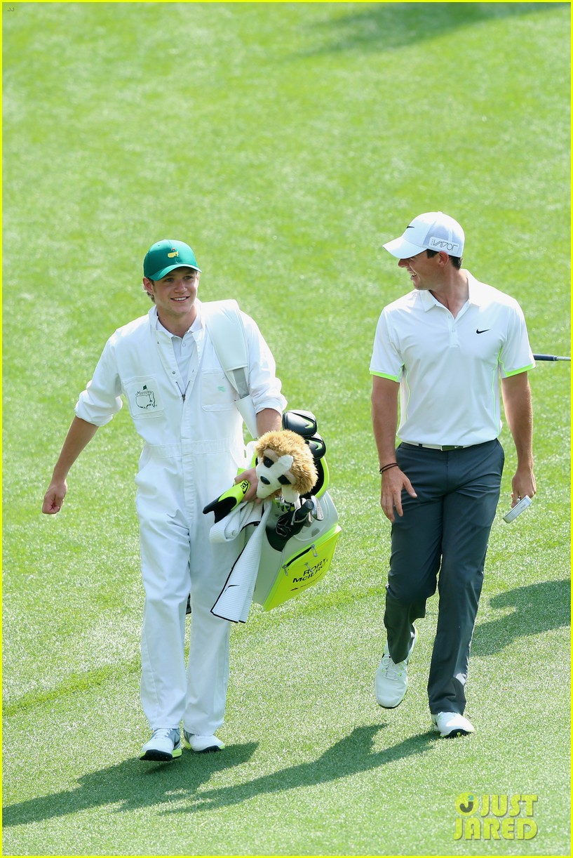 niall horan thrilled to be rory mcilroys caddie 063342860