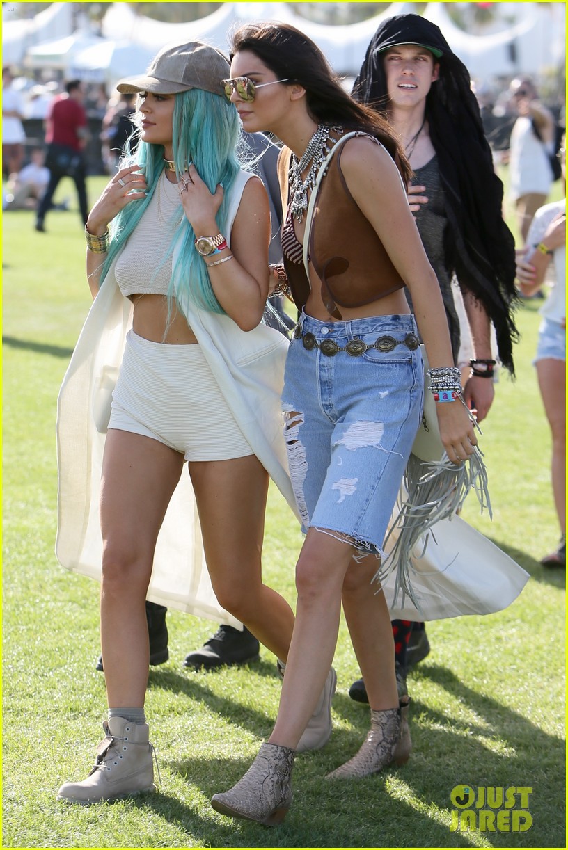 kendall kylie jenner celebrate siblings day at coachella 033344255