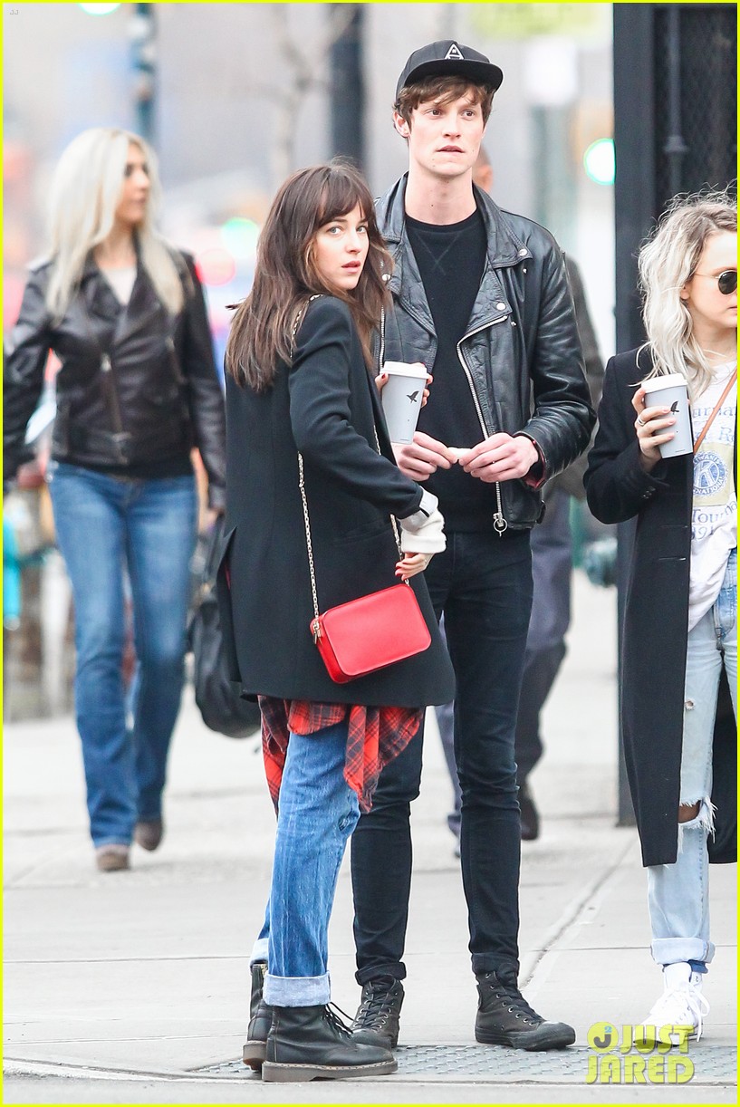 Did Dakota Johnson Get Back Together with Matthew Hitt?: Photo 3344179 ...