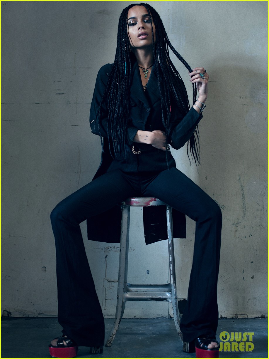 zoe kravitz goes topless flaunt nipples in magazine feature 013358441