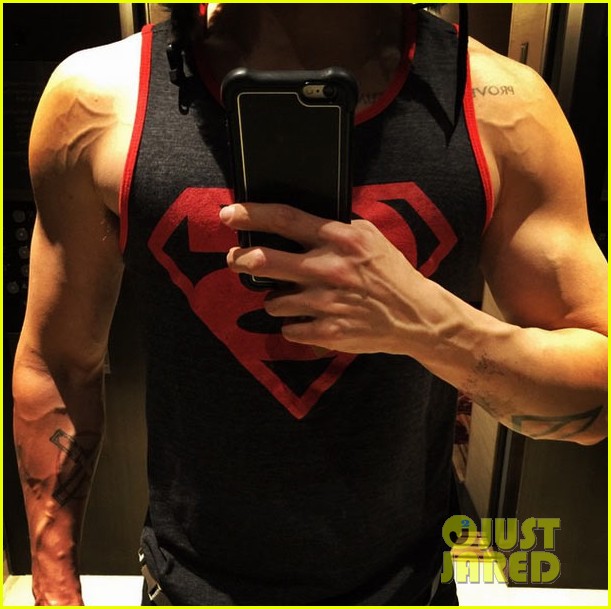 jared letos suicide squad muscles are out of control 053357435