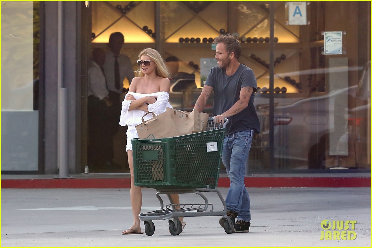 charlotte mckinney stephen dorff spotted out together after dating rumors 043348141