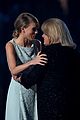 taylor swifts mom andrea gives emotional speech acm awards 2015 03