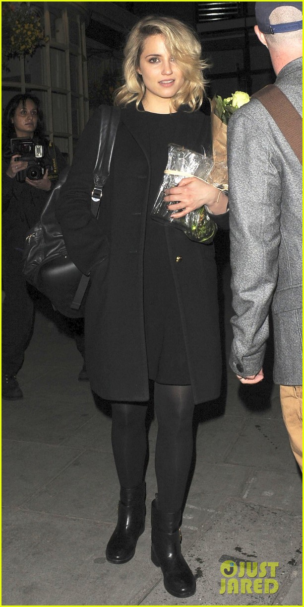 dianna agron gets flowers on mcqueen opening night 093368994