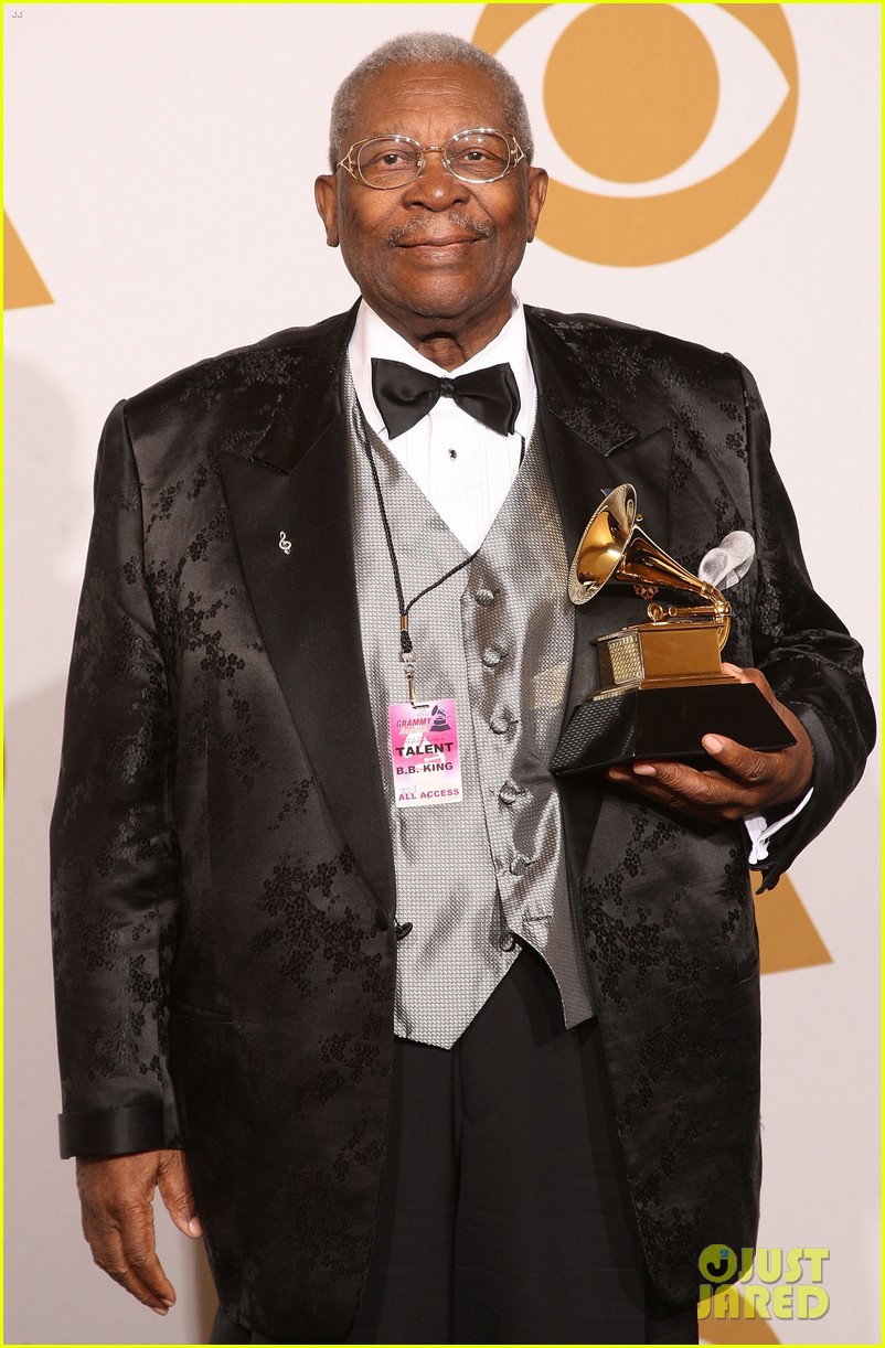 Blues Legend B.B. King Dies at 89 at His Home in Las Vegas: Photo ...