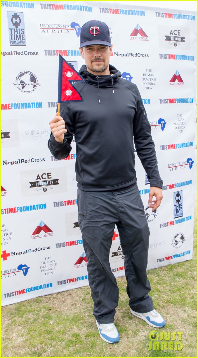 josh duhamel hosts relief run to raise funds for nepal victims 013373187