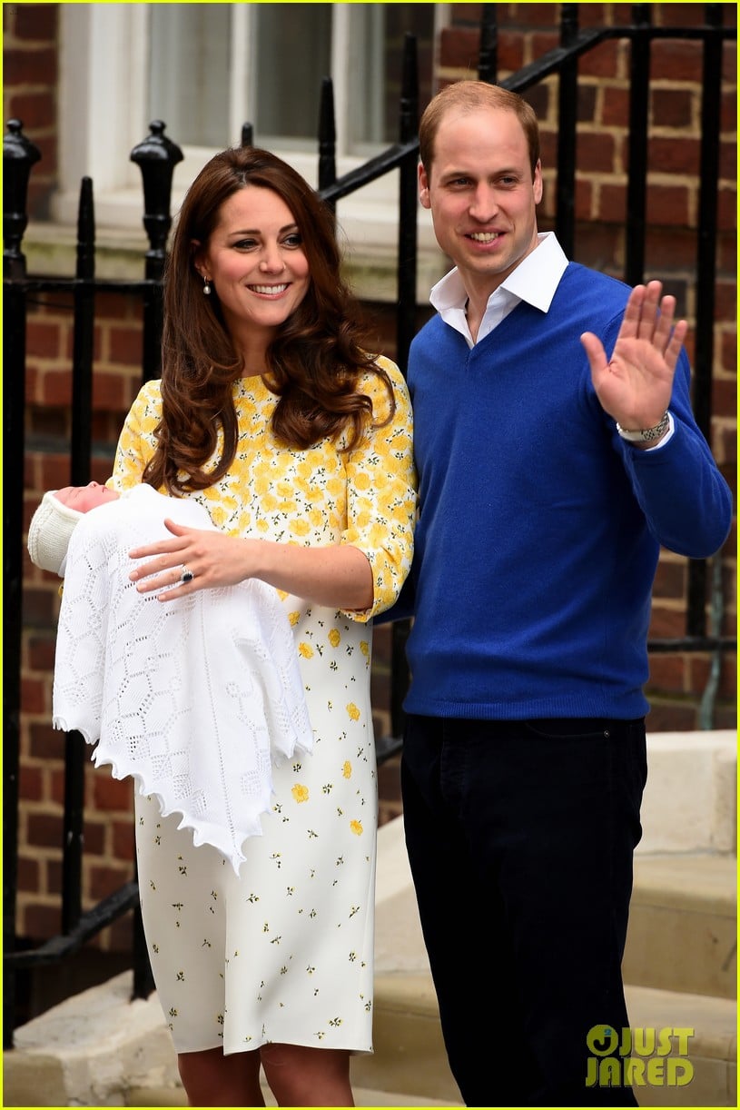 royal baby girl first appearance with kate middleton prince william 04