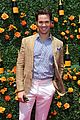 mindy kaling freida pinto look like bffs at veuve clicquot polo classic 04