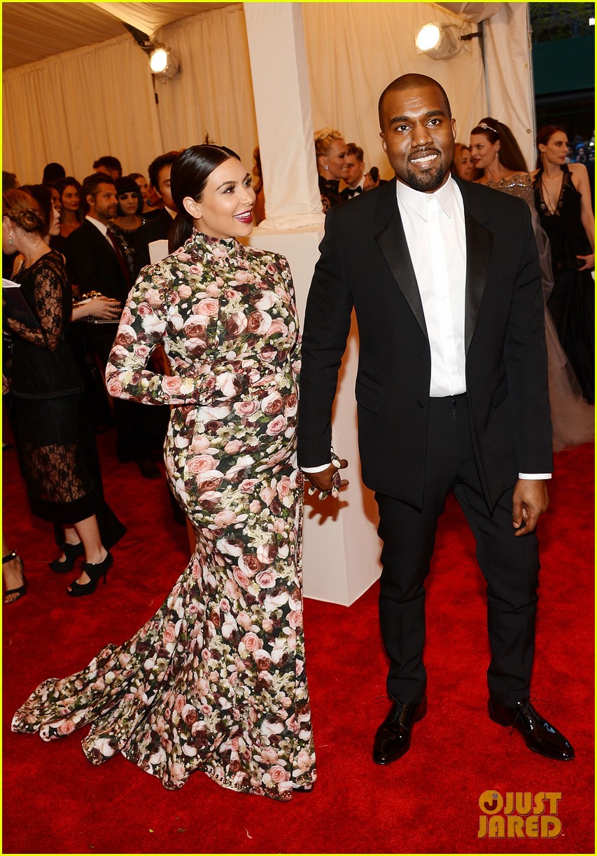 kim kardashian reveals her met gala 2015 dress designer 123362298