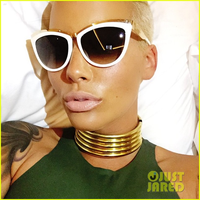 amber rose reveals breast size 073367864